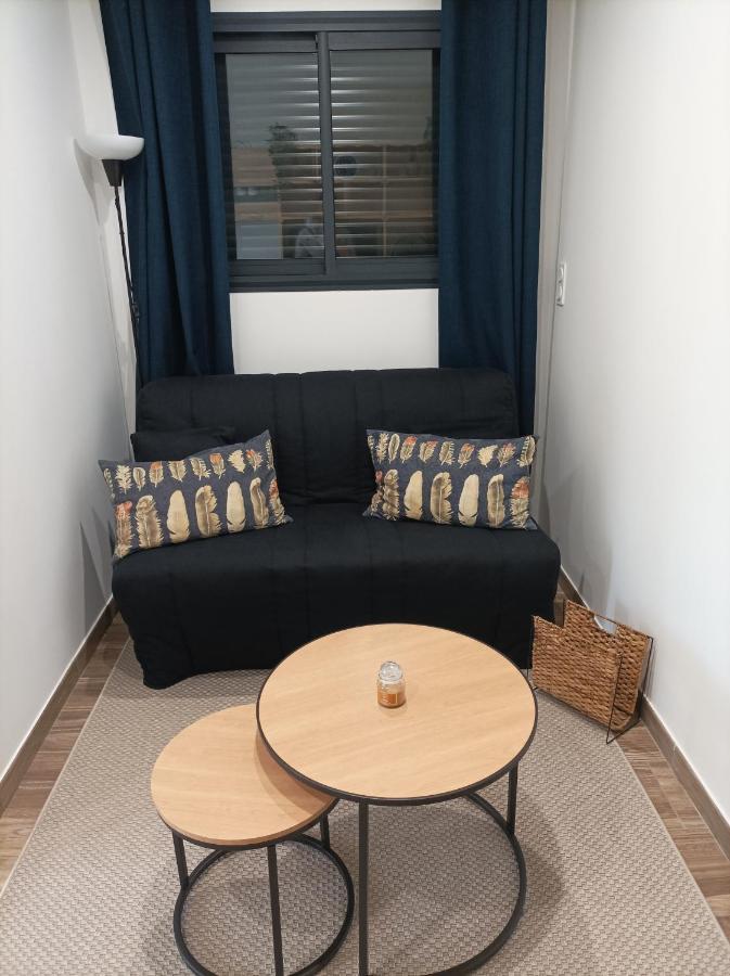 Chambre Amenage En Studio Cers Buitenkant foto